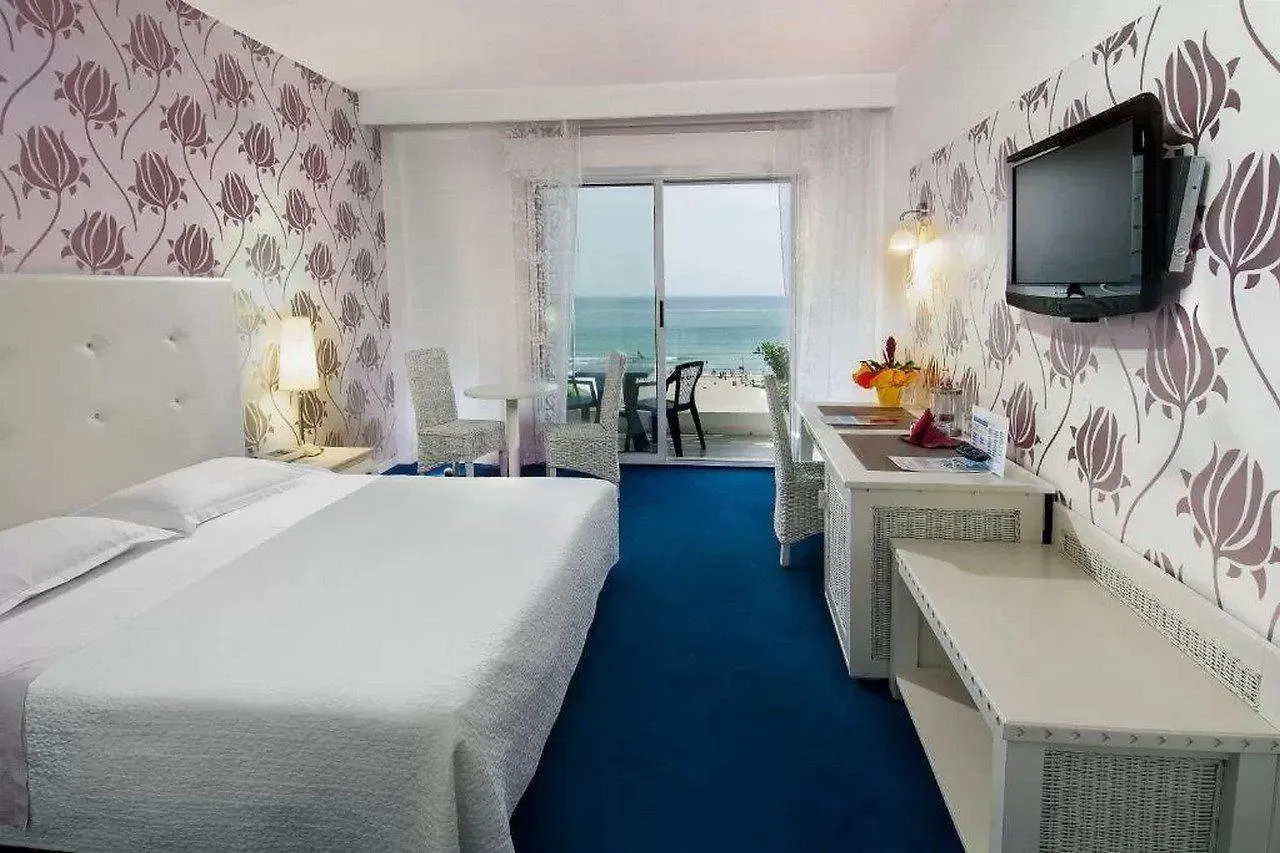 Hotel Mediterraneo Riccione