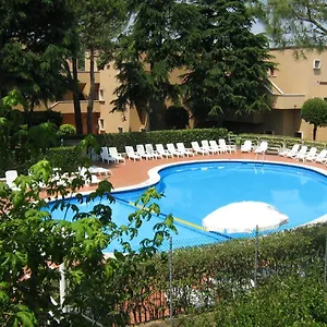 https://residence-la-madonnina-peschiera-del-garda.hotelinveneto.com
