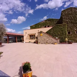 https://agriturismo-le-campanelle.sicilyhotelsitaly.net