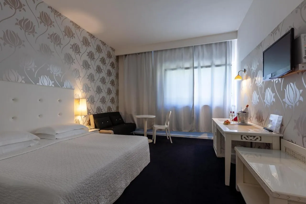 Hotel Mediterraneo Riccione