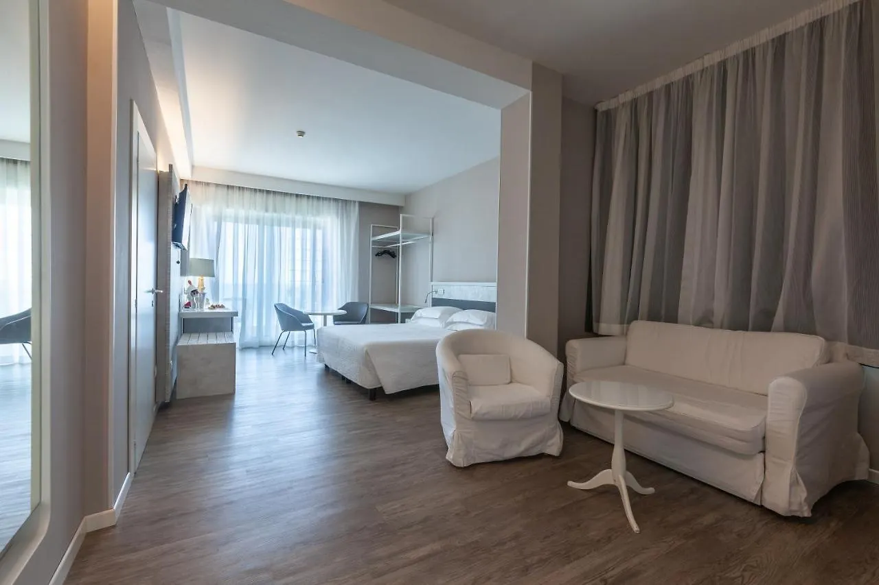 Hotel Mediterraneo Riccione